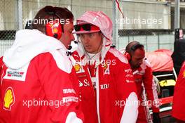 Kimi Raikkonen (FIN) Ferrari with Dave Greenwood (GBR) Ferrari Race Engineer on the grid. 13.11.2016. Formula 1 World Championship, Rd 20, Brazilian Grand Prix, Sao Paulo, Brazil, Race Day.