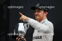 Nico Rosberg (GER) Mercedes AMG F1 celebrates his second position on the podium. 13.11.2016. Formula 1 World Championship, Rd 20, Brazilian Grand Prix, Sao Paulo, Brazil, Race Day.