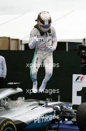 Race winner Lewis Hamilton (GBR) Mercedes AMG F1 W07 Hybrid celebrates in parc ferme. 12.06.2016. Formula 1 World Championship, Rd 7, Canadian Grand Prix, Montreal, Canada, Race Day.