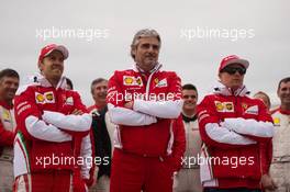 (L to R): Sebastian Vettel (GER) Ferrari with Maurizio Arrivabene (ITA) Ferrari Team Principal and Kimi Raikkonen (FIN) Ferrari. 09.06.2016. Formula 1 World Championship, Rd 7, Canadian Grand Prix, Montreal, Canada, Preparation Day.
