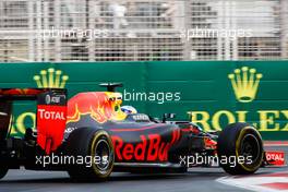 Daniel Ricciardo (AUS) Red Bull Racing RB12. 19.06.2016. Formula 1 World Championship, Rd 8, European Grand Prix, Baku Street Circuit, Azerbaijan, Race Day.