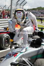 Race winner Lewis Hamilton (GBR) Mercedes AMG F1 W07 Hybrid celebrates parc ferme. 10.07.2016. Formula 1 World Championship, Rd 10, British Grand Prix, Silverstone, England, Race Day.