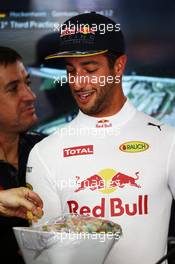 Daniel Ricciardo (AUS) Red Bull Racing with a bowl of sweets. 30.07.2016. Formula 1 World Championship, Rd 12, German Grand Prix, Hockenheim, Germany, Qualifying Day.