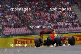 Max Verstappen (NLD) Red Bull Racing RB12 sends sparks flying. 30.07.2016. Formula 1 World Championship, Rd 12, German Grand Prix, Hockenheim, Germany, Qualifying Day.