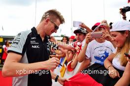 Nico Hulkenberg (GER) Sahara Force India F1 signs autographs for the fans. 24.07.2016. Formula 1 World Championship, Rd 11, Hungarian Grand Prix, Budapest, Hungary, Race Day.