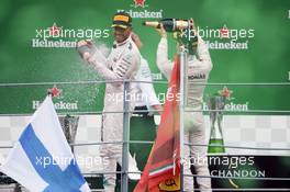 Lewis Hamilton (GBR) Mercedes AMG F1 celebrates his second position on the podium. 04.09.2016. Formula 1 World Championship, Rd 14, Italian Grand Prix, Monza, Italy, Race Day.