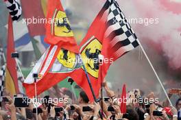 Fans at the podium. 04.09.2016. Formula 1 World Championship, Rd 14, Italian Grand Prix, Monza, Italy, Race Day.
