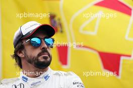 Fernando Alonso (ESP) McLaren on the grid. 09.10.2016. Formula 1 World Championship, Rd 17, Japanese Grand Prix, Suzuka, Japan, Race Day.