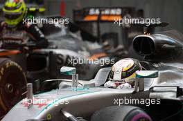 Race winner Lewis Hamilton (GBR) Mercedes AMG F1 W07 Hybrid celebrates in parc ferme. 29.05.2015. Formula 1 World Championship, Rd 6, Monaco Grand Prix, Monte Carlo, Monaco, Race Day.