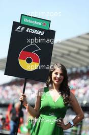 Grid girl for Nico Rosberg (GER) Mercedes AMG F1. 30.10.2016. Formula 1 World Championship, Rd 19, Mexican Grand Prix, Mexico City, Mexico, Race Day.