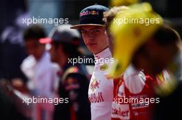 Max Verstappen (NLD) Red Bull Racing as the grid observes the national anthem. 30.10.2016. Formula 1 World Championship, Rd 19, Mexican Grand Prix, Mexico City, Mexico, Race Day.