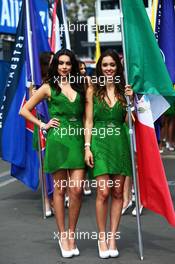 Grid girls on the drivers parade. 30.10.2016. Formula 1 World Championship, Rd 19, Mexican Grand Prix, Mexico City, Mexico, Race Day.