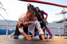 Townsend Bell (USA) NBC Presenter tries wrestling. 27.10.2016. Formula 1 World Championship, Rd 19, Mexican Grand Prix, Mexico City, Mexico, Preparation Day.