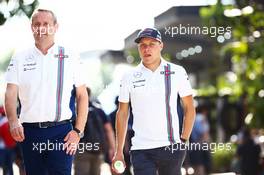 (L to R): Steve Nielsen (GBR) Williams Sporting Manager with Valtteri Bottas (FIN) Williams. 30.09.2016. Formula 1 World Championship, Rd 16, Malaysian Grand Prix, Sepang, Malaysia, Friday.