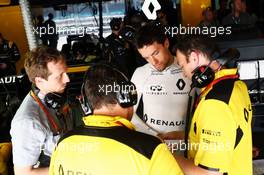 Jolyon Palmer (GBR) Renault Sport F1 Team. 02.10.2016. Formula 1 World Championship, Rd 16, Malaysian Grand Prix, Sepang, Malaysia, Sunday.