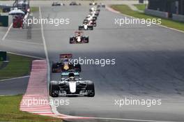 Lewis Hamilton (GBR) Mercedes AMG F1 W07 Hybrid. 02.10.2016. Formula 1 World Championship, Rd 16, Malaysian Grand Prix, Sepang, Malaysia, Sunday.
