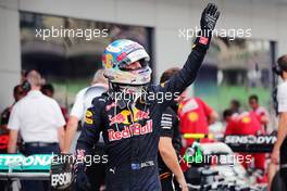 Daniel Ricciardo (AUS) Red Bull Racing celebrates in parc ferme. 01.10.2016. Formula 1 World Championship, Rd 16, Malaysian Grand Prix, Sepang, Malaysia, Saturday.