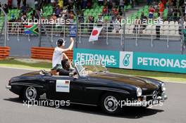 Nico Rosberg (GER) Mercedes AMG F1 on the drivers parade. 02.10.2016. Formula 1 World Championship, Rd 16, Malaysian Grand Prix, Sepang, Malaysia, Sunday.