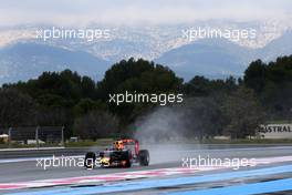 Daniil Kvyat (RUS), Red Bull Racing  26.01.2016. Formula One Pirelli Wet Weather Testing, Paul Ricard, France. Tuesday.