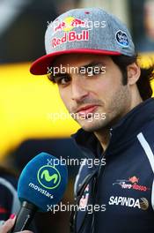 Carlos Sainz Jr (ESP) Scuderia Toro Rosso. 28.04.2016. Formula 1 World Championship, Rd 4, Russian Grand Prix, Sochi Autodrom, Sochi, Russia, Preparation Day.