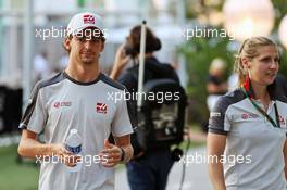 Esteban Gutierrez (MEX) Haas F1 Team. 18.09.2016. Formula 1 World Championship, Rd 15, Singapore Grand Prix, Marina Bay Street Circuit, Singapore, Race Day.