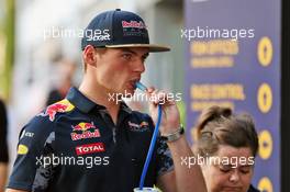 Max Verstappen (NLD) Red Bull Racing. 18.09.2016. Formula 1 World Championship, Rd 15, Singapore Grand Prix, Marina Bay Street Circuit, Singapore, Race Day.