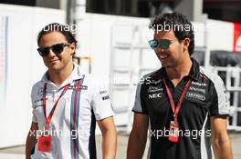 (L to R): Felipe Massa (BRA) Williams with Sergio Perez (MEX) Sahara Force India F1. 15.09.2016. Formula 1 World Championship, Rd 15, Singapore Grand Prix, Marina Bay Street Circuit, Singapore, Preparation Day.