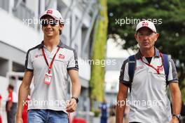 Esteban Gutierrez (MEX) Haas F1 Team. 15.09.2016. Formula 1 World Championship, Rd 15, Singapore Grand Prix, Marina Bay Street Circuit, Singapore, Preparation Day.
