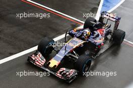 Carlos Sainz Jr (ESP) Scuderia Toro Rosso STR11. 12.07.2016. Formula One In-Season Testing, Day One, Silverstone, England. Tuesday.