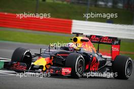 Pierre Gasly (FRA) Red Bull Racing RB12 Test Driver. 13.07.2016. Formula One In-Season Testing, Day Two, Silverstone, England. Wednesday.