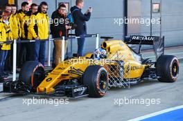 Jolyon Palmer (GBR) Renault Sport F1 Team RS16 running sensor equipment. 13.07.2016. Formula One In-Season Testing, Day Two, Silverstone, England. Wednesday.