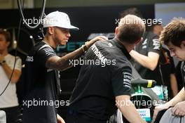 Lewis Hamilton (GBR) Mercedes AMG F1. 24.11.2016. 24.11.2016. Formula 1 World Championship, Rd 21, Abu Dhabi Grand Prix, Yas Marina Circuit, Abu Dhabi, Preparation Day.