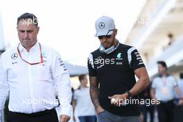 (L to R): Ron Meadows (GBR) Mercedes GP Team Manager with Lewis Hamilton (GBR) Mercedes AMG F1. 21.10.2016. Formula 1 World Championship, Rd 18, United States Grand Prix, Austin, Texas, USA, Practice Day.