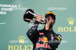 Daniel Ricciardo (AUS) Red Bull Racing celebrates his third position on the podium. 23.10.2016. Formula 1 World Championship, Rd 18, United States Grand Prix, Austin, Texas, USA, Race Day.