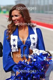 Dallas Cowboys Cheerleaders on the drivers parade. 23.10.2016. Formula 1 World Championship, Rd 18, United States Grand Prix, Austin, Texas, USA, Race Day.