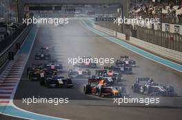 Race 2, Pierre Gasly (FRA) PREMA Racing 27.11.2016. GP2 Series, Rd 11, Yas Marina Circuit, Abu Dhabi, UAE, Sunday.