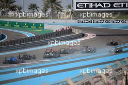 Race 2, Start of the race 27.11.2016. GP3 Series, Rd 9, Yas Marina Circuit, Abu Dhabi, UAE, Sunday.