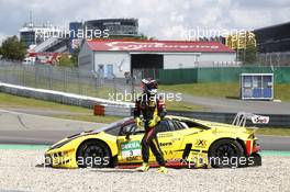 Crash: #3 Bonaldi Motorsport Lamborghini Huracán GT3: Patrick Kujala.05.-07.08.2016, ADAC GT-Masters, Round 5, Nürburgring, Germany.
