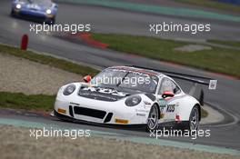 #17 KÜS TEAM75 Bernhard, Porsche 911 GT3 R: David Jahn, Chris van der Drift. 04.-05.04.2016, ADAC GT-Masters, Pre Season Testing, Motorsport Arena Oschersleben, Germany.