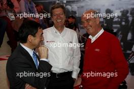 Pierre Fillon, ASO; Ralf Jüttner; Dr. Wolfgang Ullrich, Audi's Head of Sport 17.06.2015. Le Mans 24 Hour, Le Mans, France.