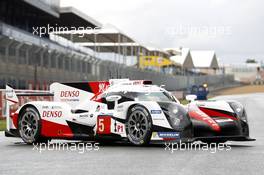 #5 Toyota Racing Toyota TS050 Hybrid: Anthony Davidson, Sébastien Buemi, Kazuki Nakajima. 14.06.2015. Le Mans 24 Hour, Le Mans, France.