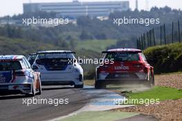 24.04.2016 - Race 2, Pepe Oriola (ESP) SEAT LeÃ³n TCR, Team Craft-Bamboo LUKOIL Aku Pellinen (FIN) Honda Civic TCR, West Coast Racing 22-24.04.2016 TCR International Series, Round 2, Estoril, Portugal
