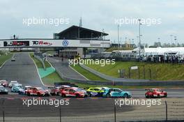 Race 2, Start of the race 17-19.06.2016. TCR International Series, Rd 6, Oschersleben, Germany.
