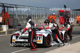 ISR - Filip Salaquarda(CZE), Frank Stippler(DEU), Clemens Schmid(AUT) - Audi R8 LMS 13-14.05.2017. Blancpain Endurance Series, Rd 4, Silverstone, England.