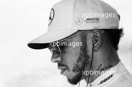 Lewis Hamilton (GBR) Mercedes AMG F1 on the grid. 26.03.2017. Formula 1 World Championship, Rd 1, Australian Grand Prix, Albert Park, Melbourne, Australia, Race Day.