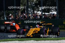 Nico Hulkenberg (GER) Renault Sport F1 Team RS17. 26.03.2017. Formula 1 World Championship, Rd 1, Australian Grand Prix, Albert Park, Melbourne, Australia, Race Day.