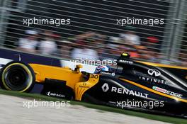 Jolyon Palmer (GBR) Renault Sport F1 Team RS17. 26.03.2017. Formula 1 World Championship, Rd 1, Australian Grand Prix, Albert Park, Melbourne, Australia, Race Day.