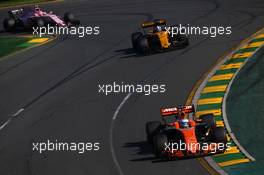 Fernando Alonso (ESP) McLaren MCL32, 26.03.2017. Formula 1 World Championship, Rd 1, Australian Grand Prix, Albert Park, Melbourne, Australia, Race Day.