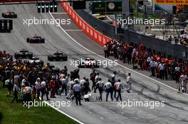 The grid heads off on the formation lap. 09.07.2017. Formula 1 World Championship, Rd 9, Austrian Grand Prix, Spielberg, Austria, Race Day.