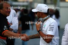 Lewis Hamilton (GBR) Mercedes AMG F1 and Robert Fernley (GBR) Sahara Force India F1 Team Deputy Team Principal. 23.06.2017. Formula 1 World Championship, Rd 8, Azerbaijan Grand Prix, Baku Street Circuit, Azerbaijan, Practice Day.